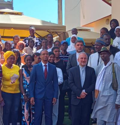 LAmbassadeur de la République Islamique dIran au Sénégal a participé à la cérémonie douverture de lannée académique de lUniversité des Hautes Et